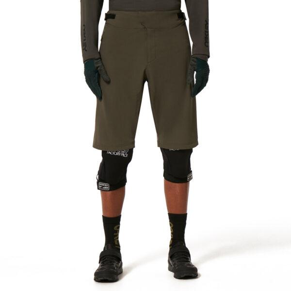 MTB Shorts Factory Pilot RC