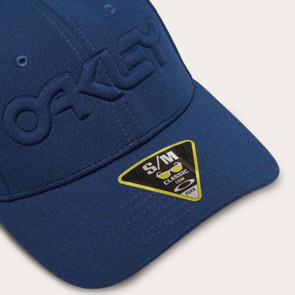 Stretch Fit Cap 6 Panel Embossed
