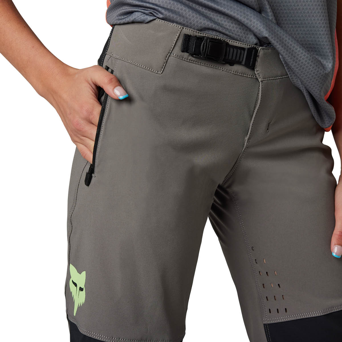 MTB Shorts Damen Defend Race DWR