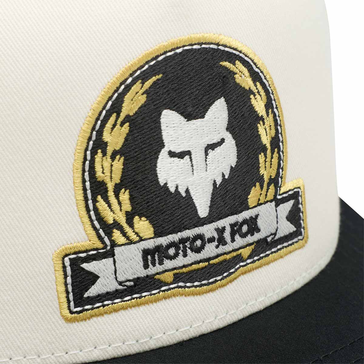 Snapback Cap Crest Trucker